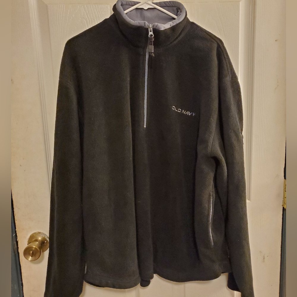 Old Navy XL fleece half zip pullover